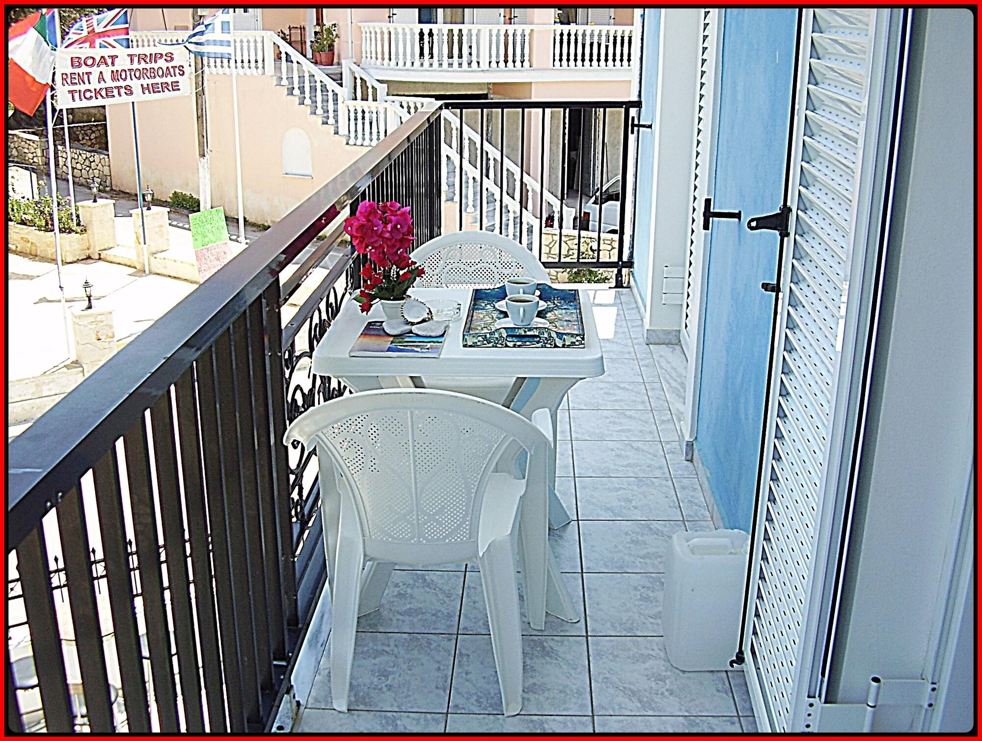 Blue Lake Holiday Homes - Keri Summer Escape Eksteriør billede